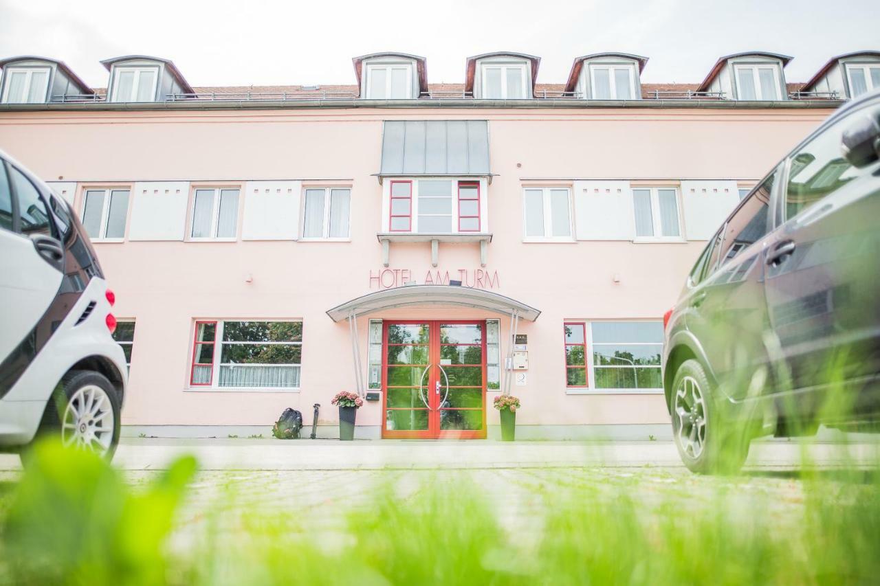 Hotel Am Turm Кауфбойрен Екстериор снимка